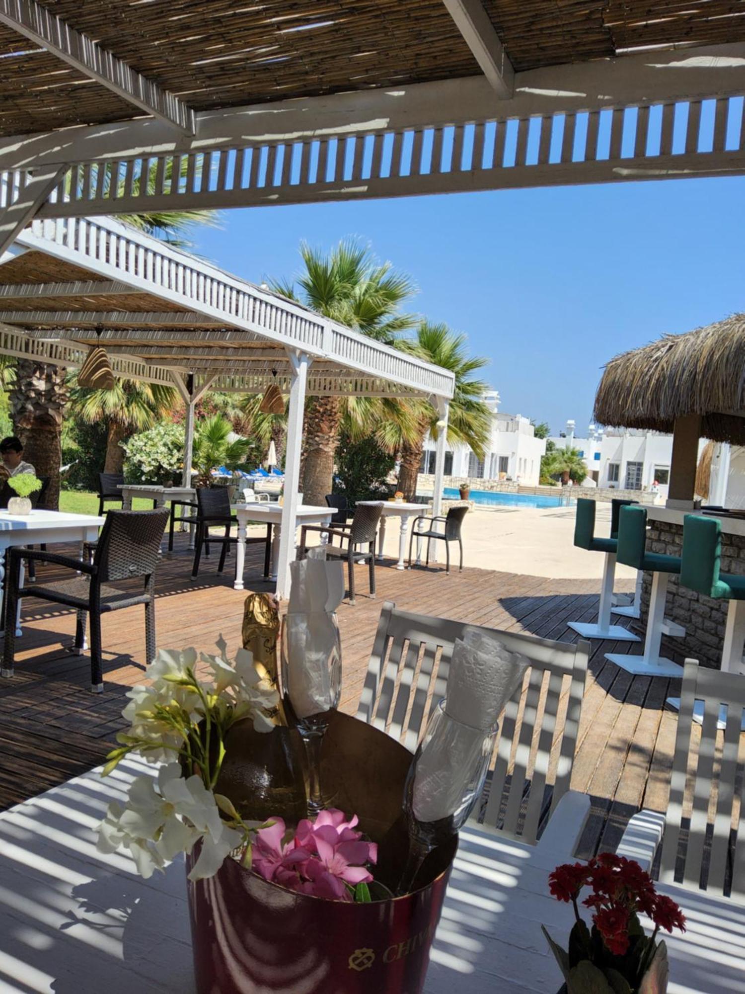Ladonia Hotels Zemda Guemuesluek Buitenkant foto