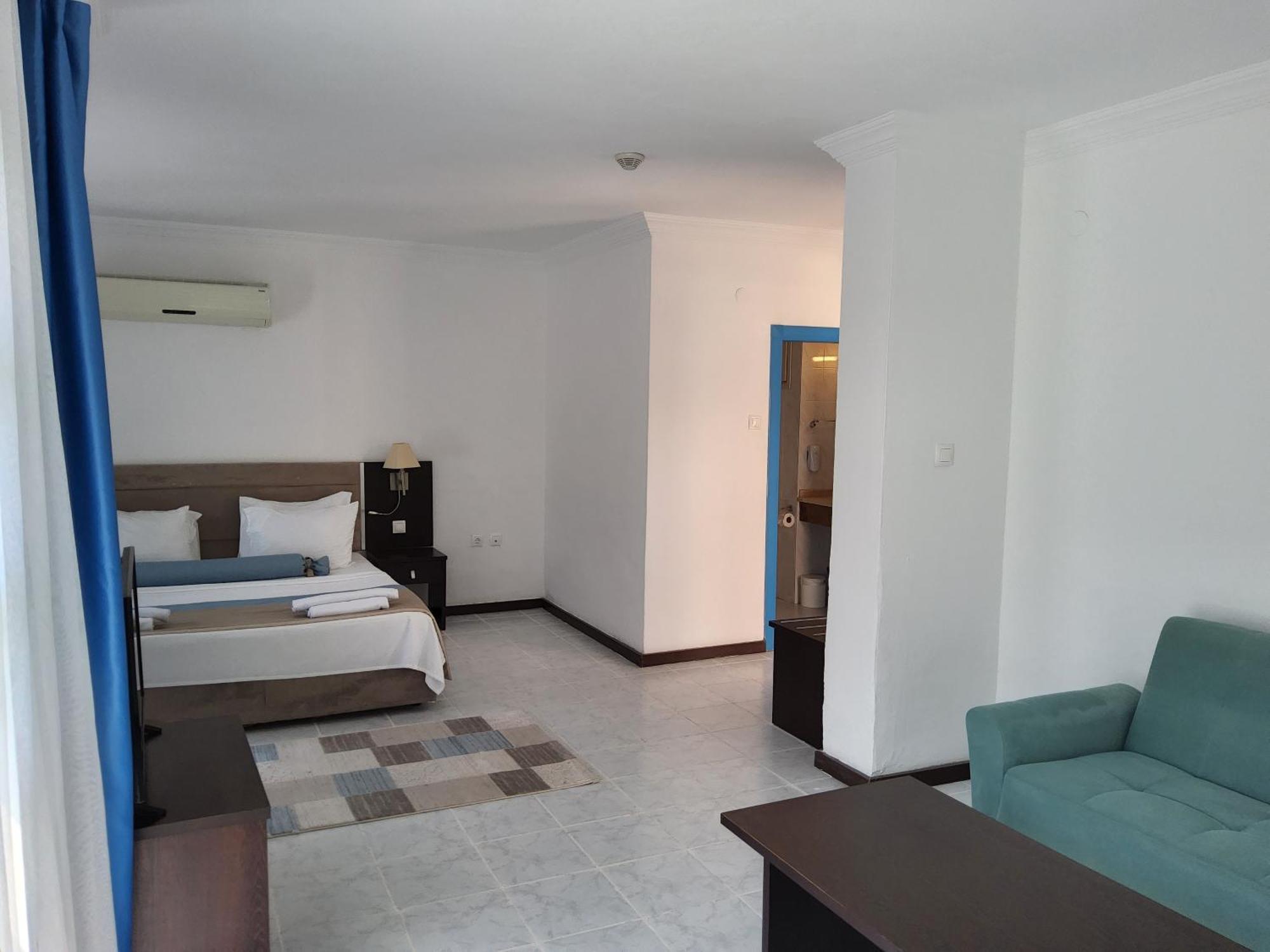 Ladonia Hotels Zemda Guemuesluek Buitenkant foto