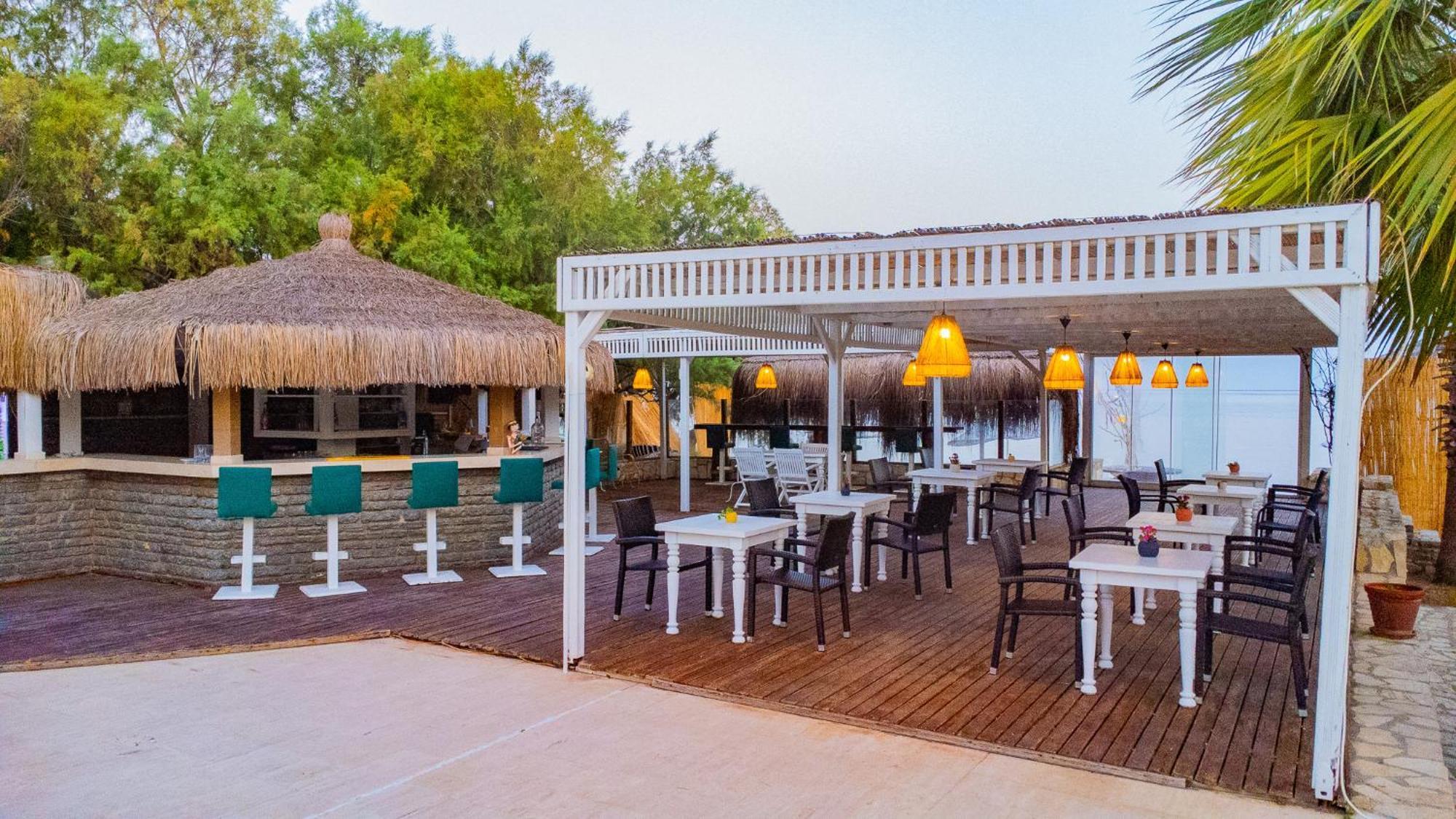 Ladonia Hotels Zemda Guemuesluek Buitenkant foto
