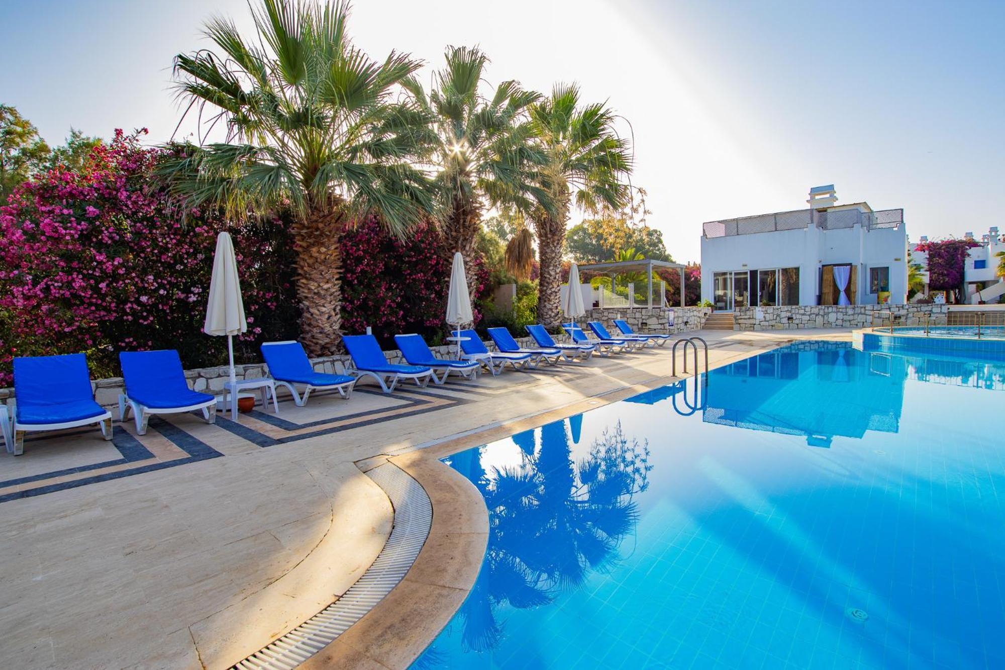 Ladonia Hotels Zemda Guemuesluek Buitenkant foto