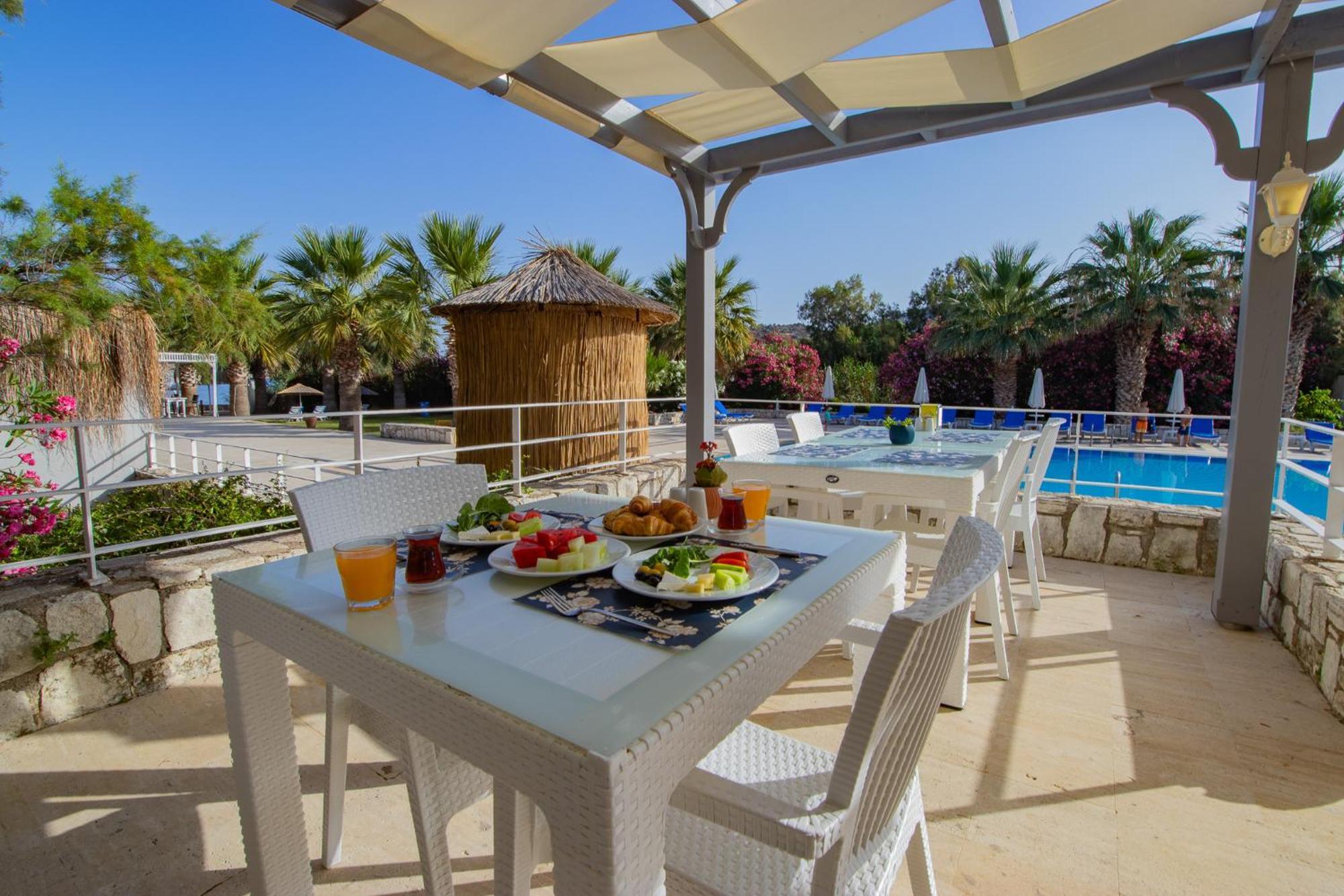 Ladonia Hotels Zemda Guemuesluek Buitenkant foto