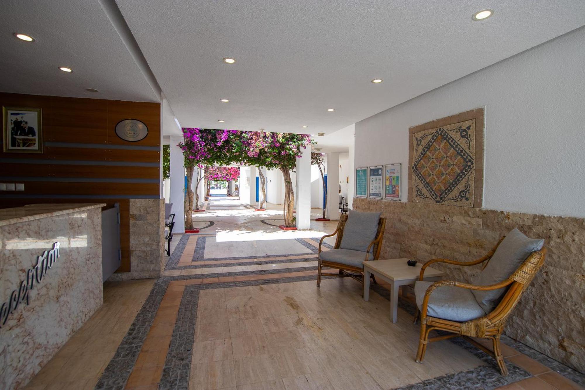 Ladonia Hotels Zemda Guemuesluek Buitenkant foto