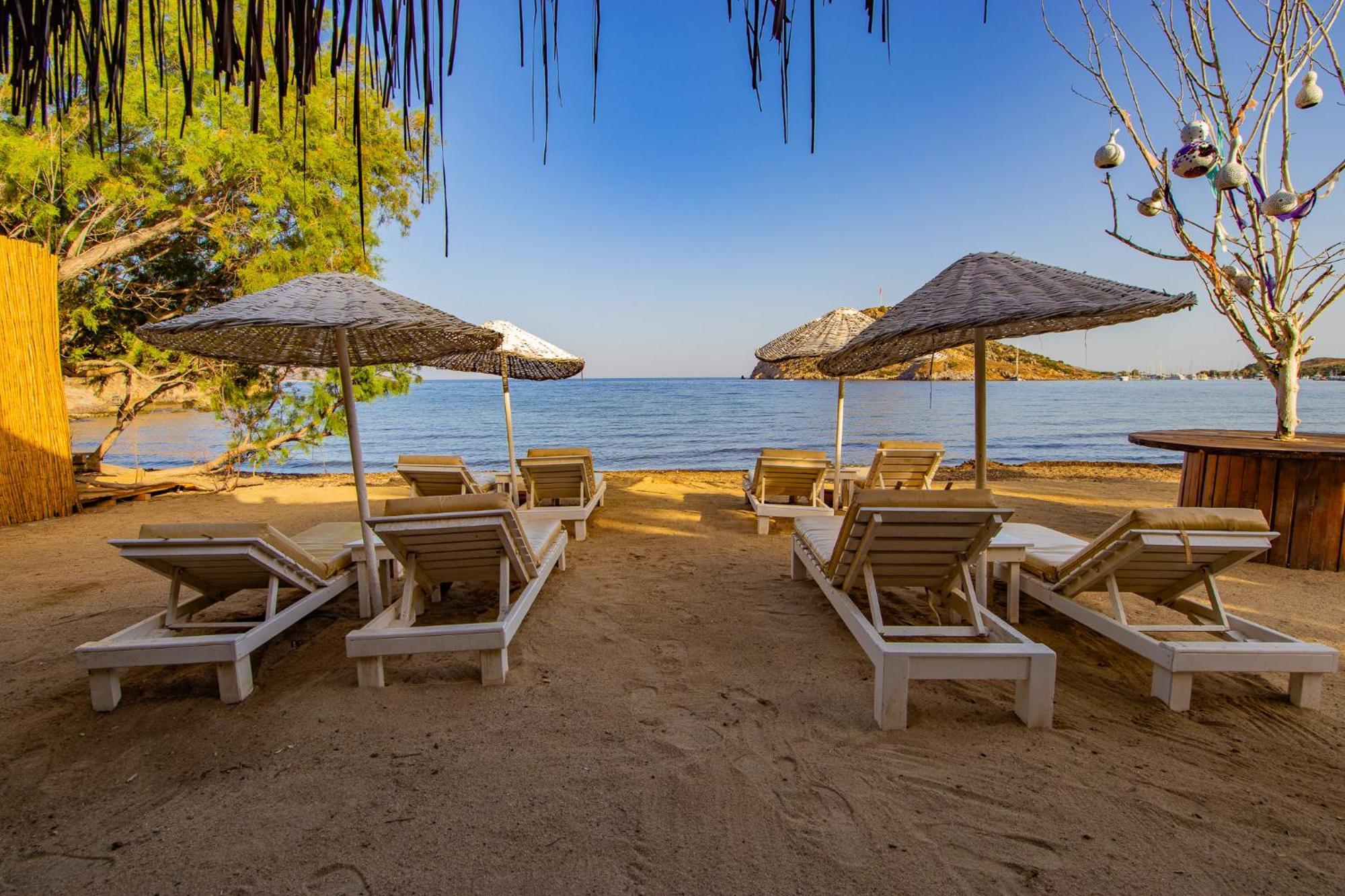 Ladonia Hotels Zemda Guemuesluek Buitenkant foto