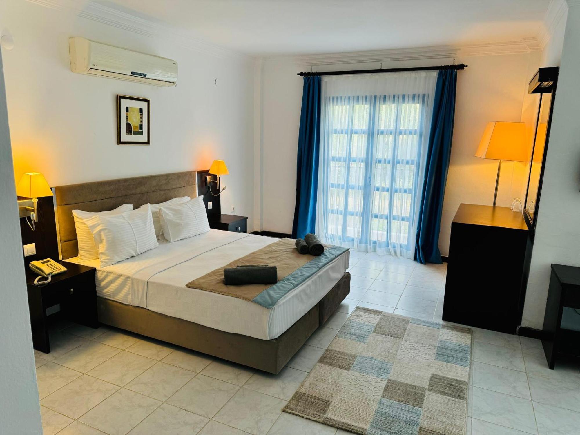 Ladonia Hotels Zemda Guemuesluek Buitenkant foto