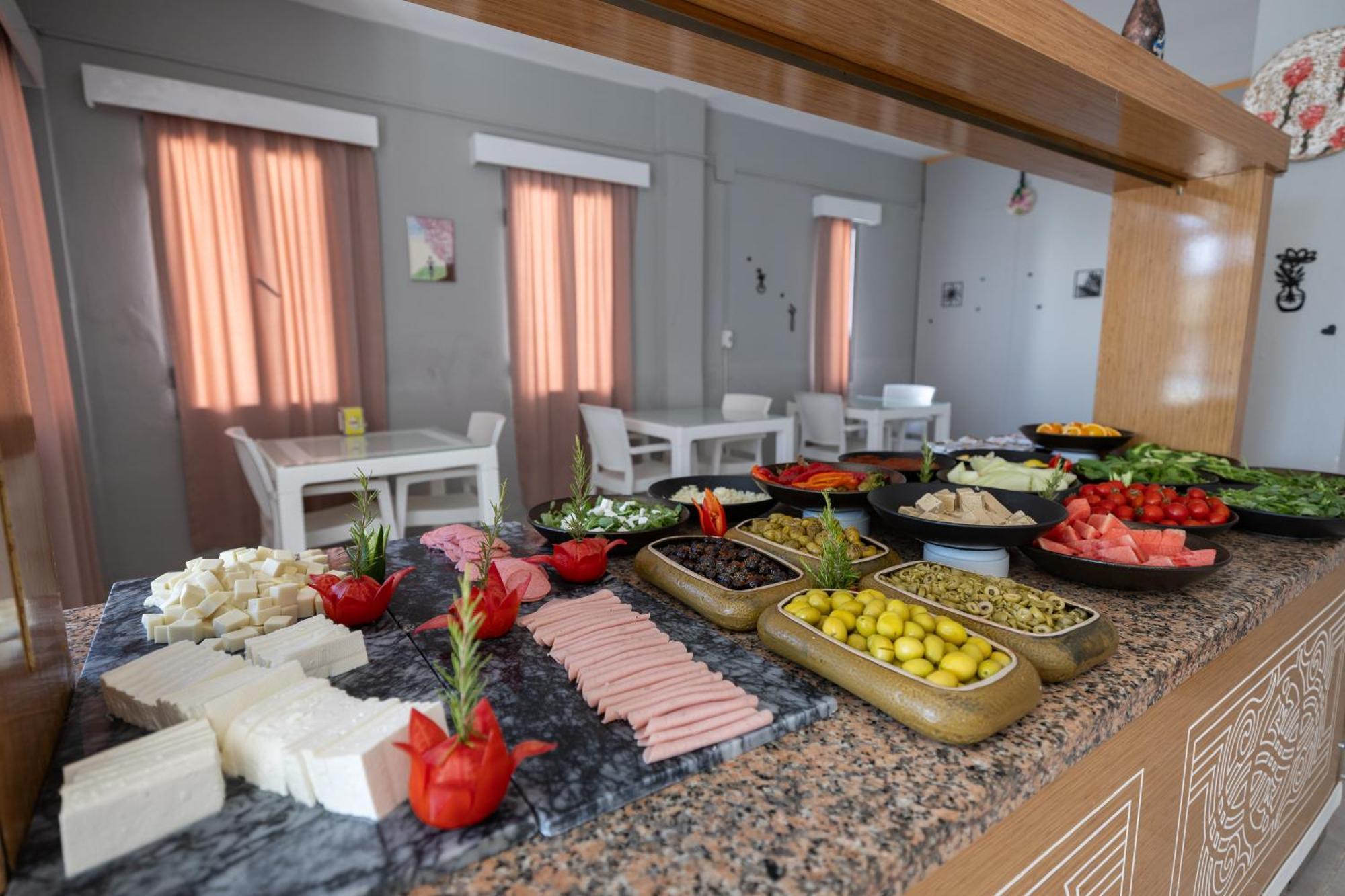 Ladonia Hotels Zemda Guemuesluek Buitenkant foto