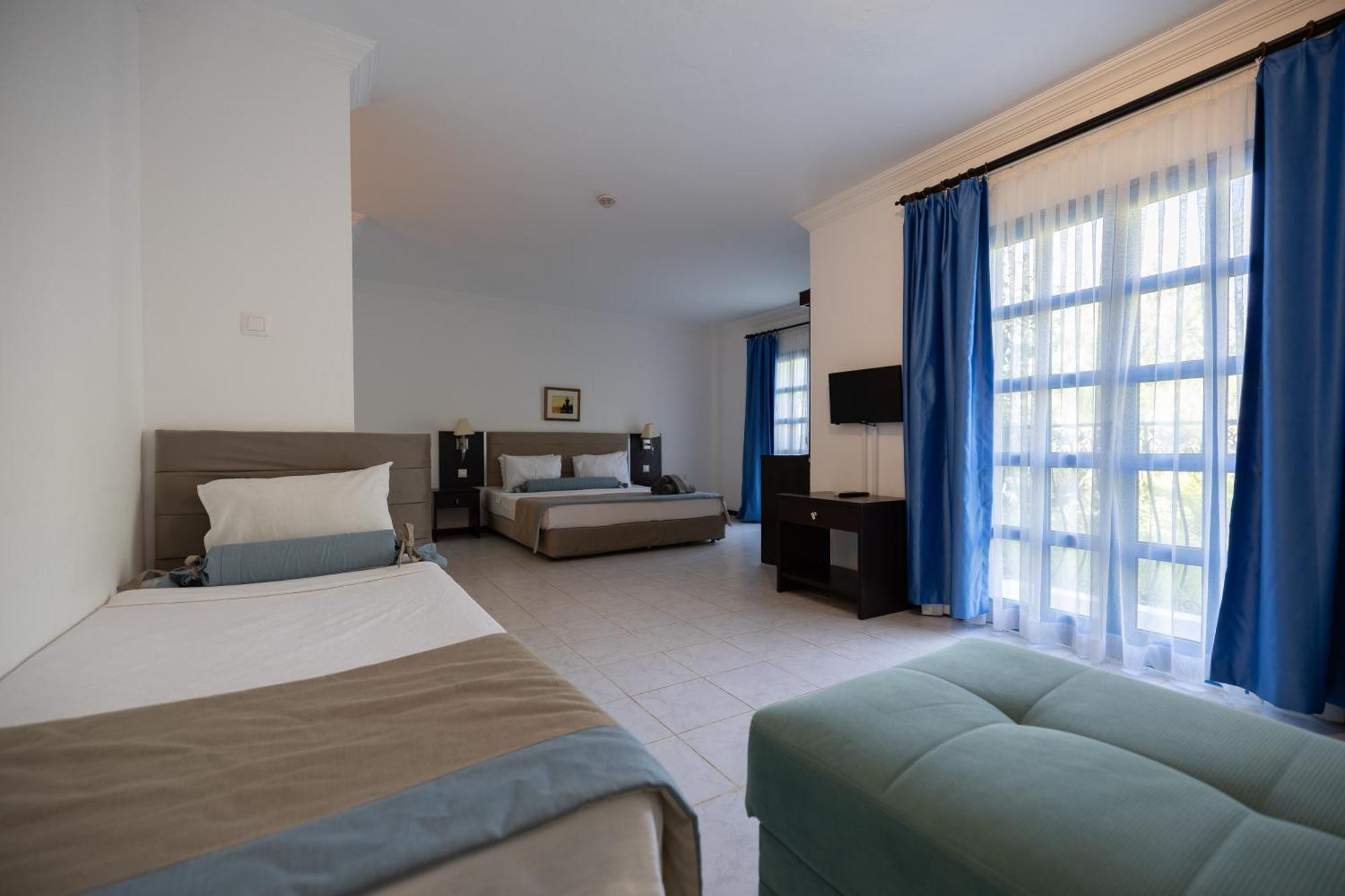 Ladonia Hotels Zemda Guemuesluek Buitenkant foto
