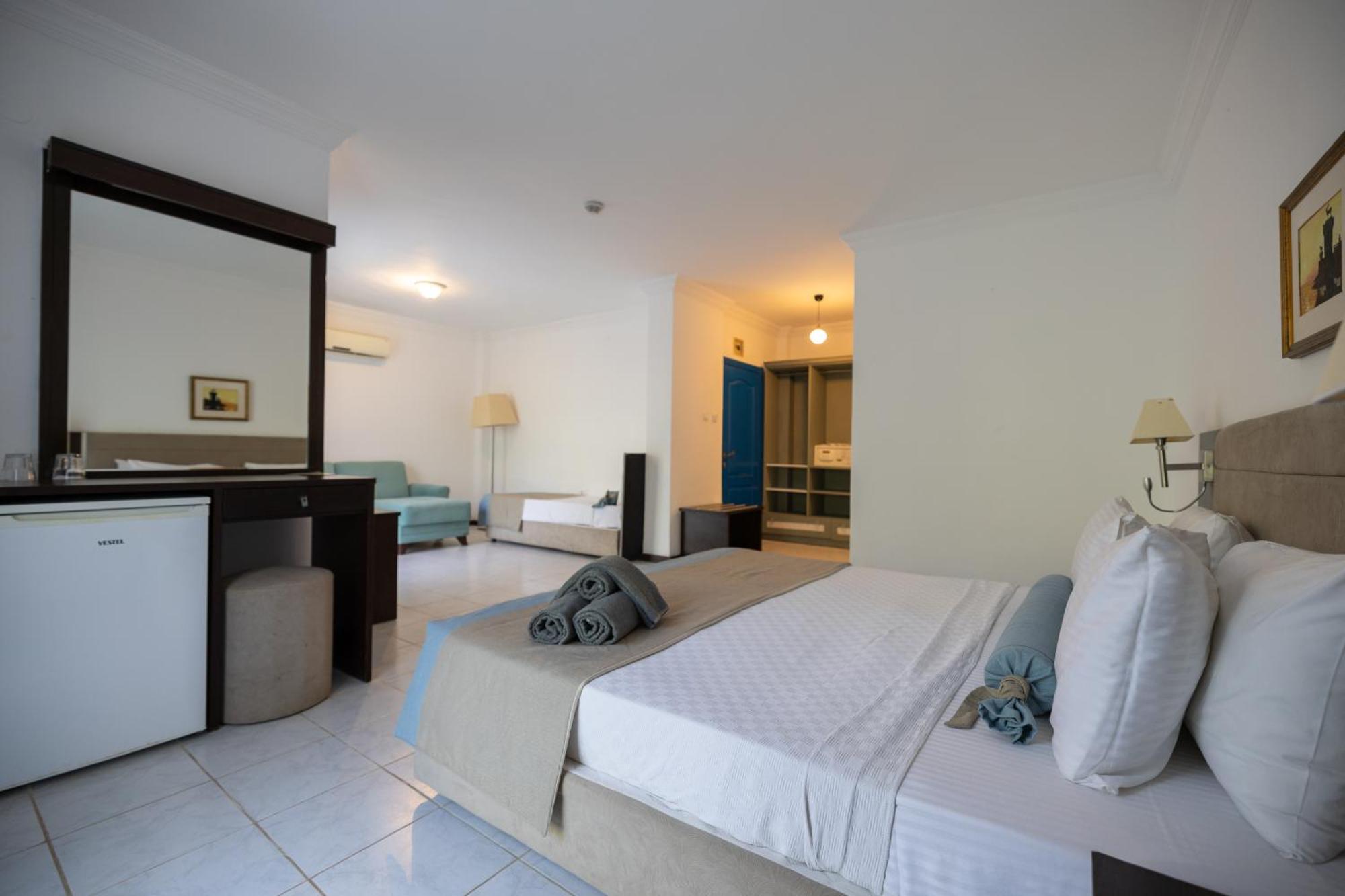 Ladonia Hotels Zemda Guemuesluek Buitenkant foto