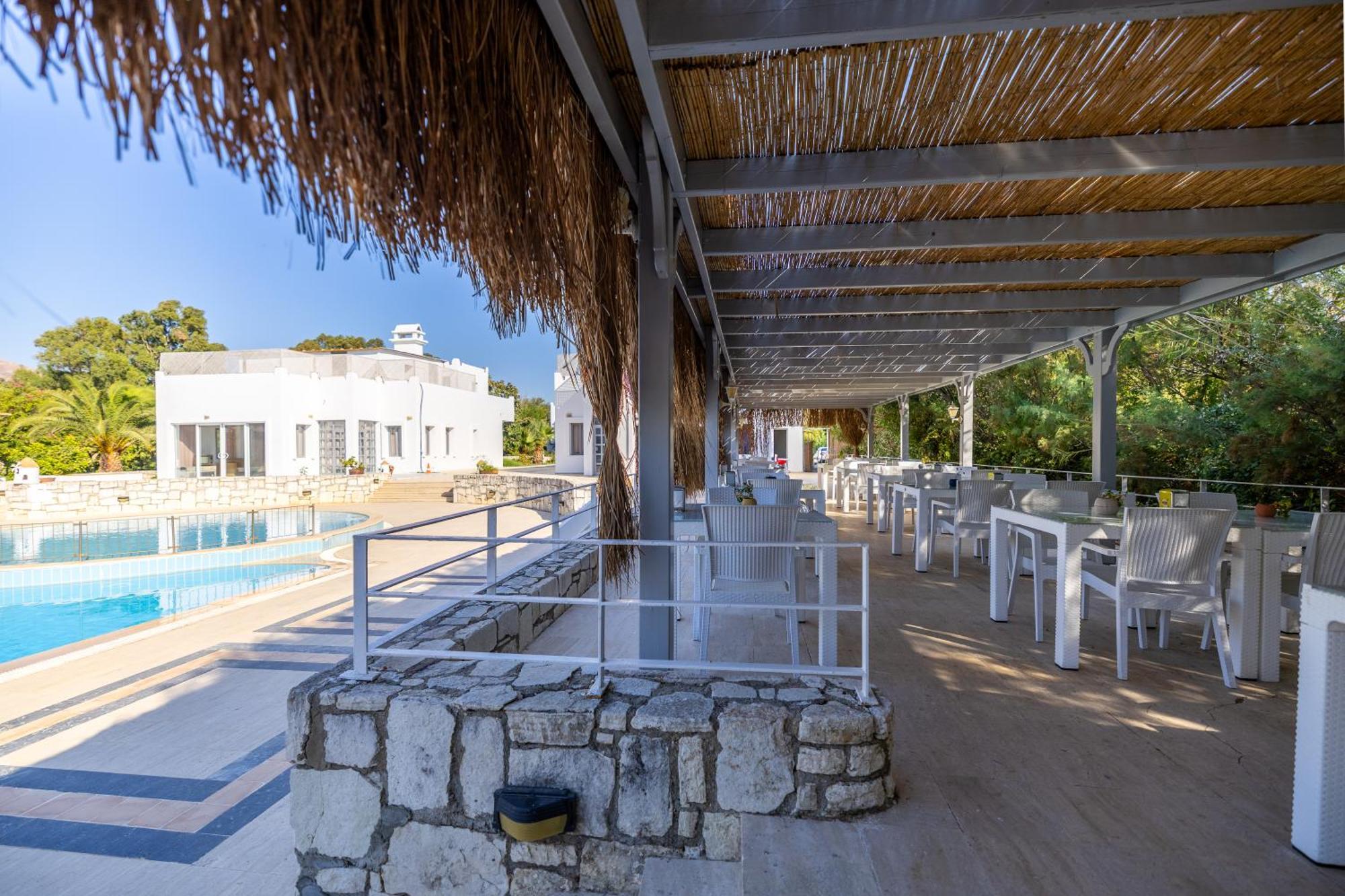 Ladonia Hotels Zemda Guemuesluek Buitenkant foto