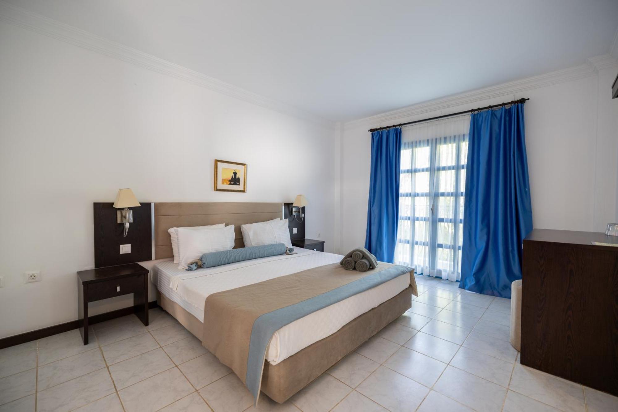 Ladonia Hotels Zemda Guemuesluek Buitenkant foto
